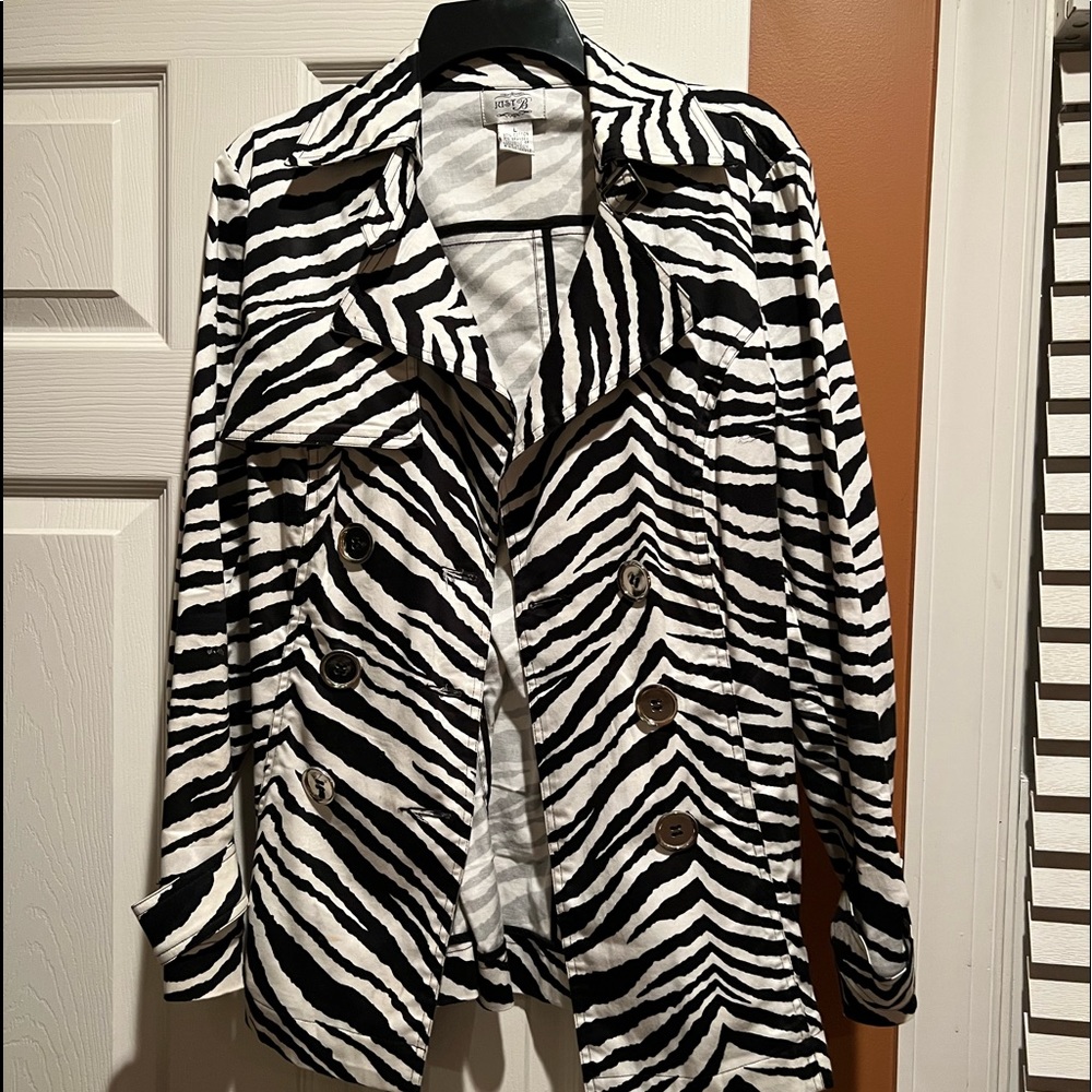 Boutique Brand zebra jacket..size Large